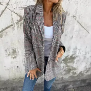 Women's vintage plaid blazer with lapel collar and grey houndstooth pattern for autumn