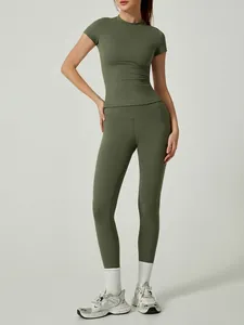 Ensemble de Yoga pour Femme Tenue d'Entraînement Top à Manches Courtes Séchage Rapide et Leggings Taille Haute Vêtements de Sport