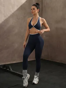 Set yoga senza cuciture blu navy in due pezzi con reggiseno sportivo e leggings a vita alta