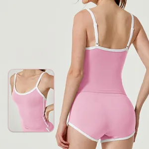 Women's quick-dry pink yoga camisole and colorblock fitness sports shorts outfit