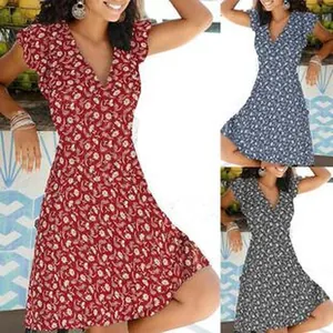 Mini robe d'été à fleurs col en V manches courtes disponible en rouge, bleu et noir