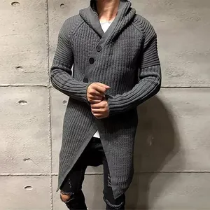 Lange heren gebreide cardigan met capuchon in grijs en schuine knoopsluiting
