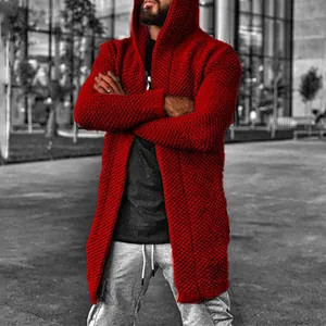Cárdigan largo con capucha para hombre en punto rojo texturizado para otoño