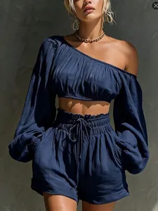 Navyblaues Zweiteiler-Set aus Leinenmischung mit One-Shoulder-Oberteil und Shorts