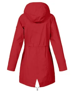 Rückansicht einer roten wasserdichten Outdoor-Jacke mit Kapuze und verstellbarer Taille