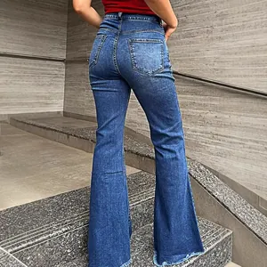 Trendige Damen Jeans mit hoher Taille, schmaler Passform und stylischem offenen Saum Design