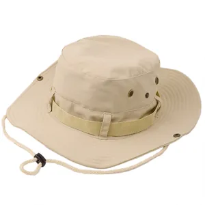 Sombrero boonie beige de tela ripstop con barboquejo ajustable para protección solar