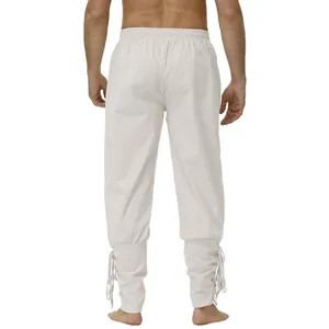 Vista trasera de pantalones con cordones renacentistas medievales estilo steampunk