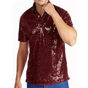 Polo scintillante da uomo con paillettes bordeaux per feste eleganti in stile disco
