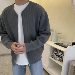 Men's oversized ribbed knit cardigan in dark grey, casual autumn style for daily wear.
