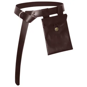 Detailaufnahme eines dunkelbraunen Kunstleder-Oktoberfestgürtels mit einer Vintage-Tasche