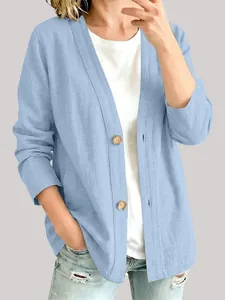 Stilvolle hellblaue Damen-Strickjacke aus Baumwollleinen mit langen Ärmeln und Knöpfen