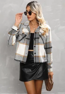 Stylish women's short plaid jacket featuring a classic lapel and single-breasted buttons.