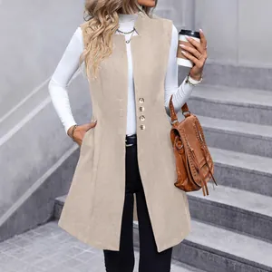 Elegante gilet lungo senza maniche da donna in lana beige dal design moderno e raffinato