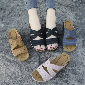 Hermosas sandalias de cuña bordadas para mujer en colores negro, rosa, azul y café.