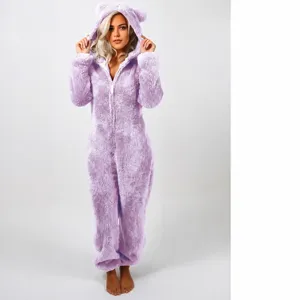 Dames comfortabele paarse pluche onesie met capuchon voor herfst en wintergebruik