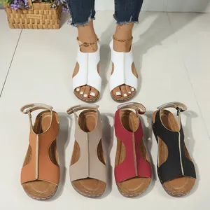 Dames Casual Sleehak Sandalen Ademend Uitsnede Synthetisch Leer Platform Strand Zomer Klittenband Schoenen Stiksel Detail