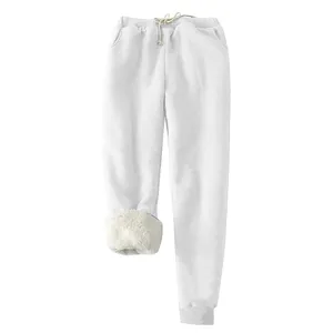 Detailansicht der dicken, mit Fleece gefütterten Winter-Jogginghose für Damen in Weiß