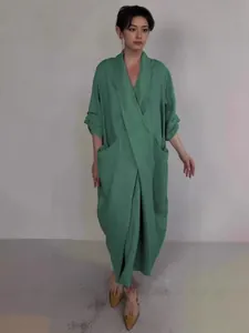Casual solid green V-neck bathrobe dress with functional large pockets and loose fit