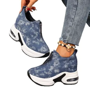 Damen Denim Plateau-Sneaker mit Keilabsatz, Front-Reißverschluss und Luftpolster-Sohle