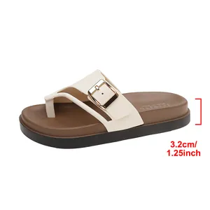 Macro view of women's fashion platform slipper showing the 3.2cm thick sole measurement