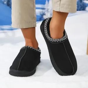 Botas de nieve negras cálidas para hombre con forro polar y borde bordado decorativo