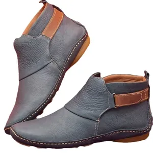 Lässige flache Damen-Stiefeletten aus Leder in Marineblau mit braunem Klettverschluss-Detail