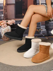 Warme winterse snowboots voor dames met dikke voering van imitatiebont in 3 kleuren.
