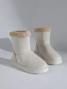 Warme gebroken witte sneeuwlaarzen voor dames met imitatiebont en dikke rubberen zool