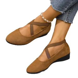 Eleganti ballerine con zeppa marroni da donna con cinturini incrociati elastici
