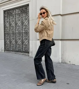 Khaki Utility-Bomberjacke im französischen Stil mit Reverskragen in Streetstyle-Optik