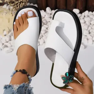 Pantoufles Plateforme Minimalistes pour Femmes Cuir Artificiel Anneau d'Orteil Mules Couleur Unie Semelle en PU Été Sandales de Plage Décontractées Confort Chaussures Ouvertes