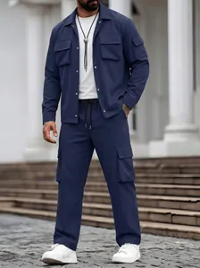 Marineblauwe heren cargo tweedelige set met multi-pocket jas en broek