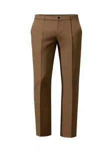 Klassische braune Herrenhose Business Casual mit geradem Schnitt und Bügelfalte