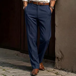 Nahaufnahme der dunkelblauen Herren Business Casual Anzughose mit geradem Schnitt