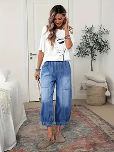 Women's blue high-waisted wide-leg denim capris with elastic waist and retro style