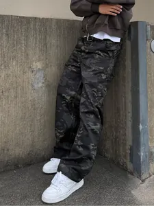Streetwear men's loose camouflage cargo pants with utility pockets in dark camo pattern
