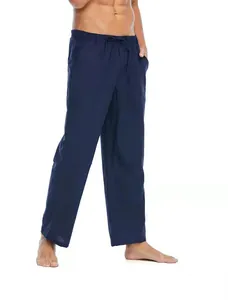 Vista dettagliata dei pantaloni casual da uomo in cotone e lino blu navy con coulisse