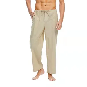 Pantaloni casual da uomo in lino e cotone beige con coulisse in vita e vestibilità.