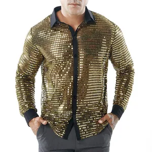 Goldene Paillettenhemd Detail mit schwarzem Kragen für 70er Jahre Disco Partys.