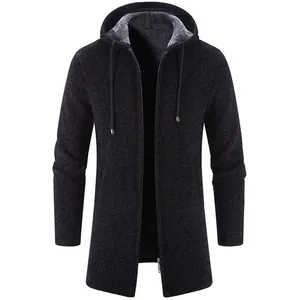 Cárdigan con capucha negro para hombre en punto de chenilla con forro polar de invierno