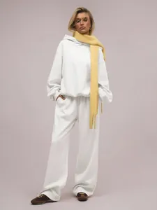 Zweiteiliges weißes Oversize-Hoodie- und Sporthosen-Set für Damen im Herbst und Winter