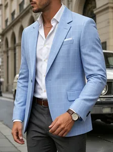 Exklusives hellblaues Herren-Sakko mit Fensterkaro-Muster für den modernen Business-Look.