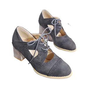 Chaussures Oxford vintage de style britannique avec talons blocs et lacets croisés