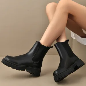 Bottines Chelsea Martin de Style Britannique pour Femmes Semelle Épaisse Couleur Unie Fermeture Éclair Latérale Bottines Plateforme Rétro