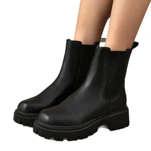 Bottines Chelsea à plateforme noires pour femmes avec semelle crantée épaisse de style anglais