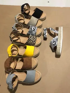 Sandalias de cuña tipo alpargata con plataforma en varios colores