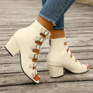 Peep-toe μποτάκια με χοντρό τακούνι, πολλαπλά λουράκια με αγκράφα και φερμουάρ