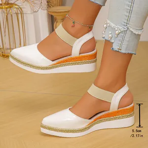 White closed-toe platform wedge sandals featuring a 5.5cm woven hemp heel design