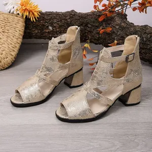 Elegante goldfarbene Damen-Sandaletten mit Schlangenmuster und Blockabsatz für Sommer